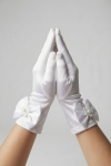 communie handschoenen, parel handschoenen, satijnen handschoenen, Eerste Heilige Communie, communie accessoires, kinder communie, elegante handschoenen, communie outfit, meisjes communie, handwasbare handschoenen